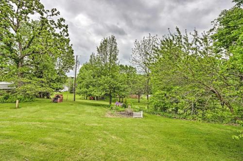Macon Ranch-style Family Home With Yard And Deck!