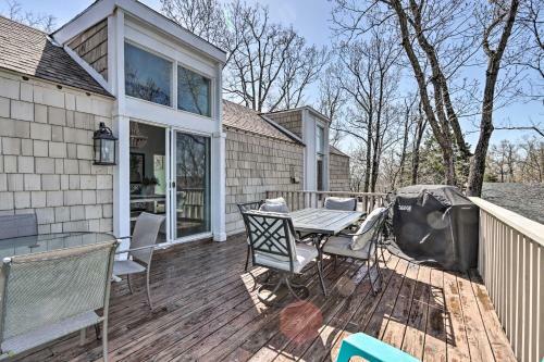 Peaceful Osage Beach Escape With Resort Perks!
