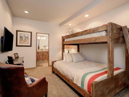 Alpine Meadows Chalets By Big Sky Vacation Rentals