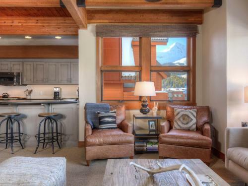 Arrowhead Chalets By Big Sky Vacation Rentals