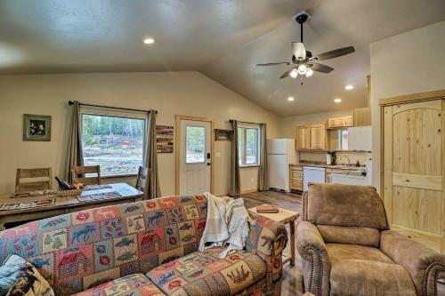 Custom Cabin With Grill And Fire Pit 7 Mi To Glacier!