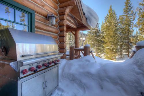 Leaf Lodge By Big Sky Vacation Rentals
