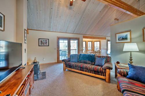 Red Lodge Mtn Retreat With Fire Pit, 10 Mi To Skiing!
