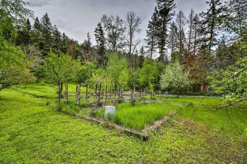 Flathead Lake House With Private Beach And Boat Dock!