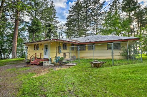 Flathead Lake House With Private Beach And Boat Dock!