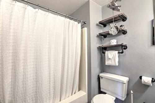 Rustic-chic Heavenly Condo With On-site Hiking!