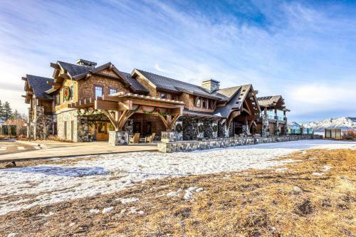 Luxury Lakefront At Tahoe Beach Club With Private Beach