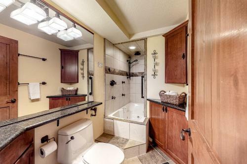 Exquisite Lakeview Tahoe Traveler