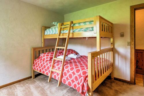 Apartamento Scenic Bartlett Home With Deck - 1 Mi To Storyland!