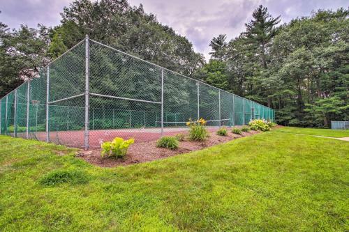 White Mtns Townhome With Pvt Deck And Pool Access