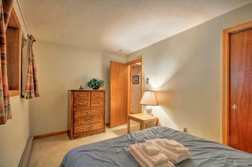 White Mtns Townhome With Pvt Deck And Pool Access