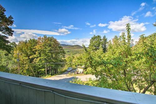 House With Balcony - 5 5 Mi To Cranmore Resort!