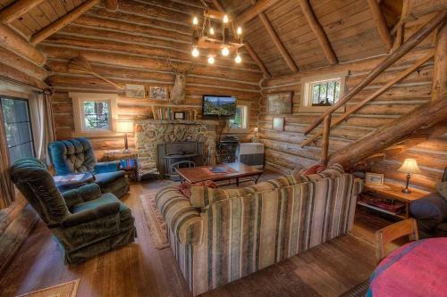 Zephyr Cabin By Lake Tahoe Accommodations