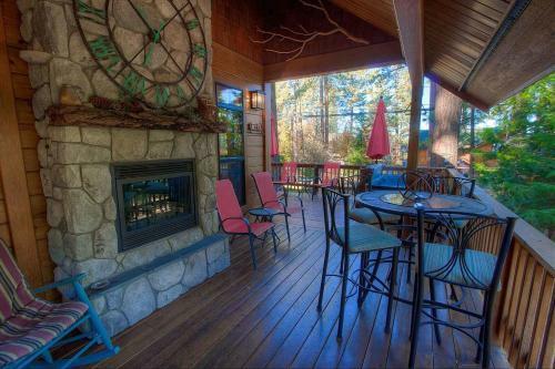 Smokey Joes By Lake Tahoe Accommodations