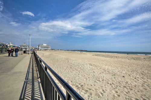Apartamento Modern Hampton Beach Condo Less Than Half Mi To The Beach!