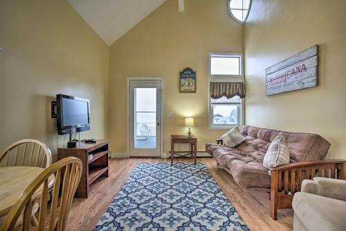 Apartment With Ocean Views Walk To Hampton Bch!