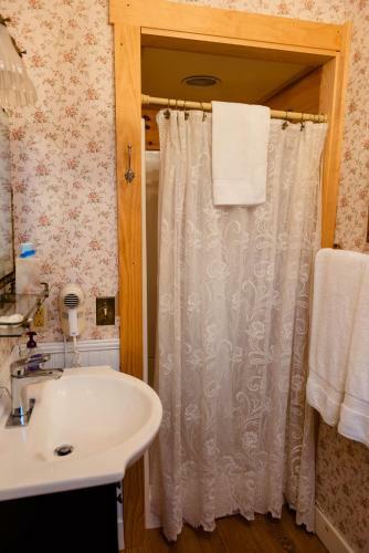 Bed & Breakfast The Greenfield Inn