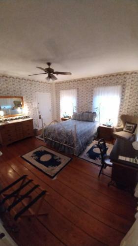 Bed & Breakfast The Greenfield Inn