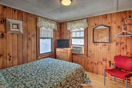 Charming Laconia Cottage Walk To Weirs Beach