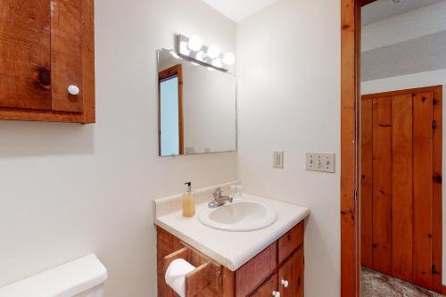Fox Run Townhouse - Close To The Pool!