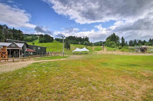 Timber Home Walk To Slopes And N Conway Shops!