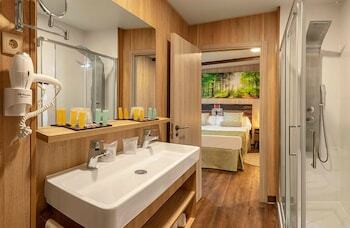 Hotel Resort Magic Robin Hood