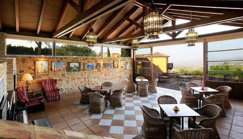 Hotel Alahuar