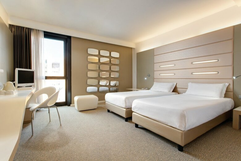 Hotel B4 Bologna Tower