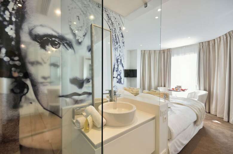Hotel Renoir