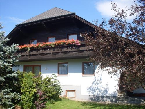 Apartamento Ferienwohnung Und Zimmer Kassar Bikertipp