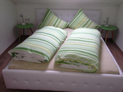 Apartamento Ferienwohnung Und Zimmer Kassar Bikertipp