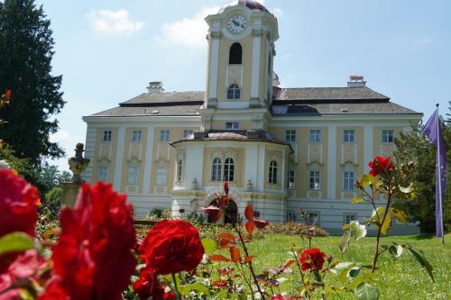 Schlosshotel Rosenau