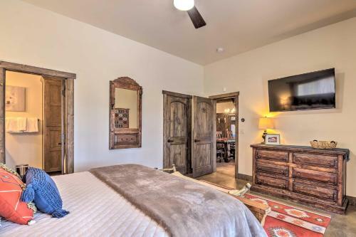 Custom Mountain Home Views, Hot Tub And Fire Pit!