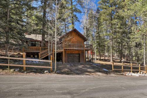 Reed Cabin With Deck - 3 Miles To Ski Cloudcroft!