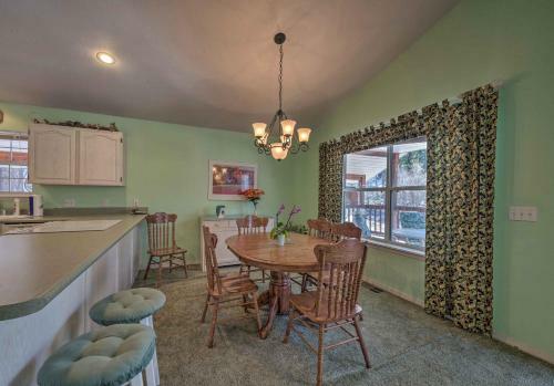 Pet-friendly Cabin - 5 Mins To Ski Cloudcroft Mtn!