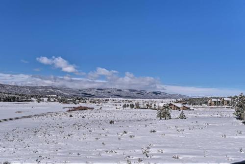 Apartamento Modern Couples Condo With Loft And Wheeler Peak View!