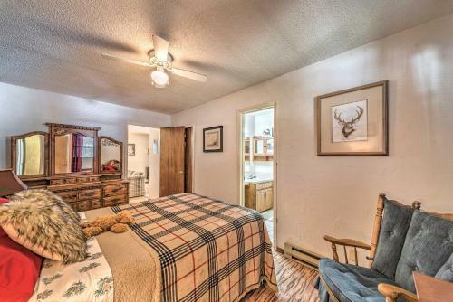 Charming Cloudcroft Cabin With Private Hot Tub!