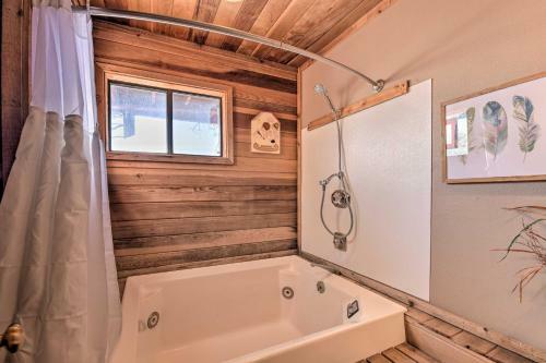 Apartamento Charming Angel Fire Condo With Ski Slope Access
