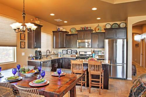 Las Cruces Home With Patio And Organ Mountain Views!