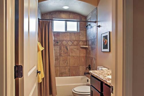 Las Cruces Home With Patio And Organ Mountain Views!