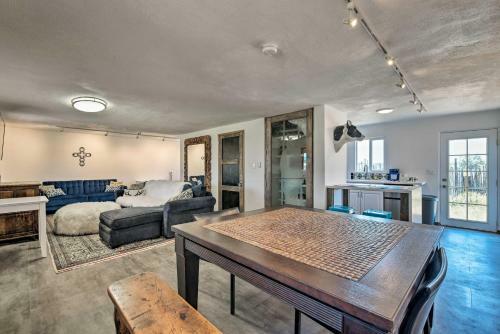 Apartamento Chic Studio With Grill - 25 Mins To Taos Ski Valley!