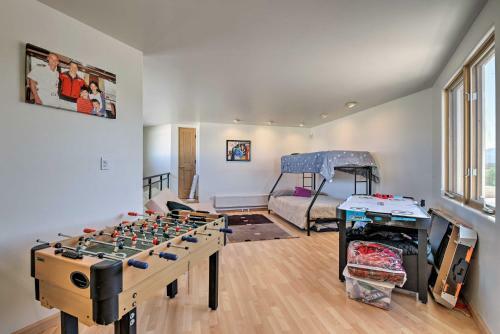Rancho De Taos House With Balcony And Panoramic Views!