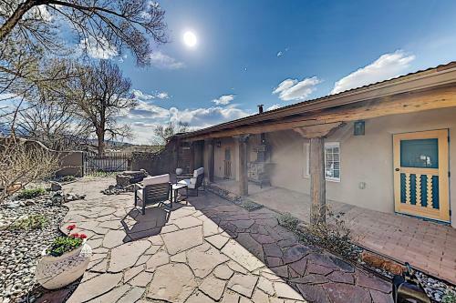 Apartamento Luxe 2-unit Hideaway - Historic Suite & Casita Duplex