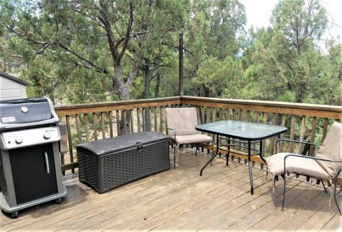 Honey Bear Cabin