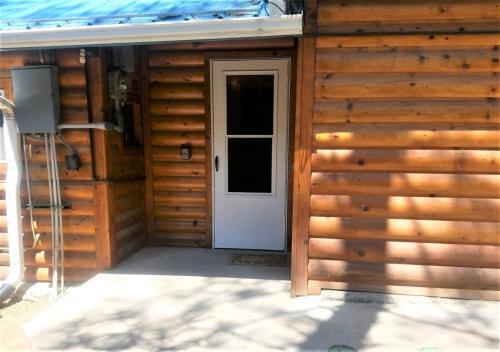 Upper Canyon Retreat