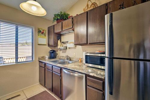 Apartamento Condo On Golf Course, 3 Mi To Downtown Ruidoso!