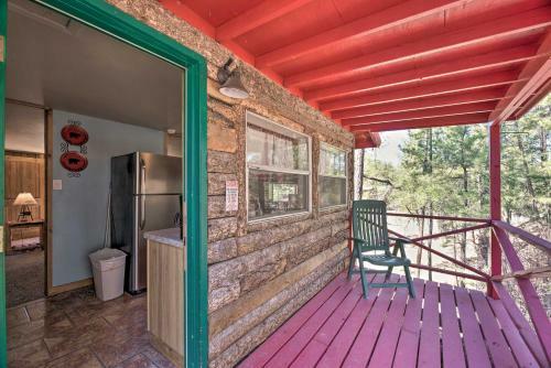 Apartamento Ruidoso Getaway With Deck - Walk To Downtown!