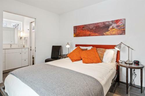 Casa Rojo - Sleek And Comfortable, Blocks From The Plaza