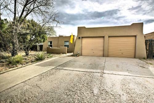 Family-friendly Santa Fe Home About 8 Mins To Downtown!