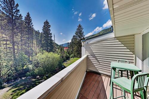 Apartamento Updated Mountainside Condo With Hot Tub Condo